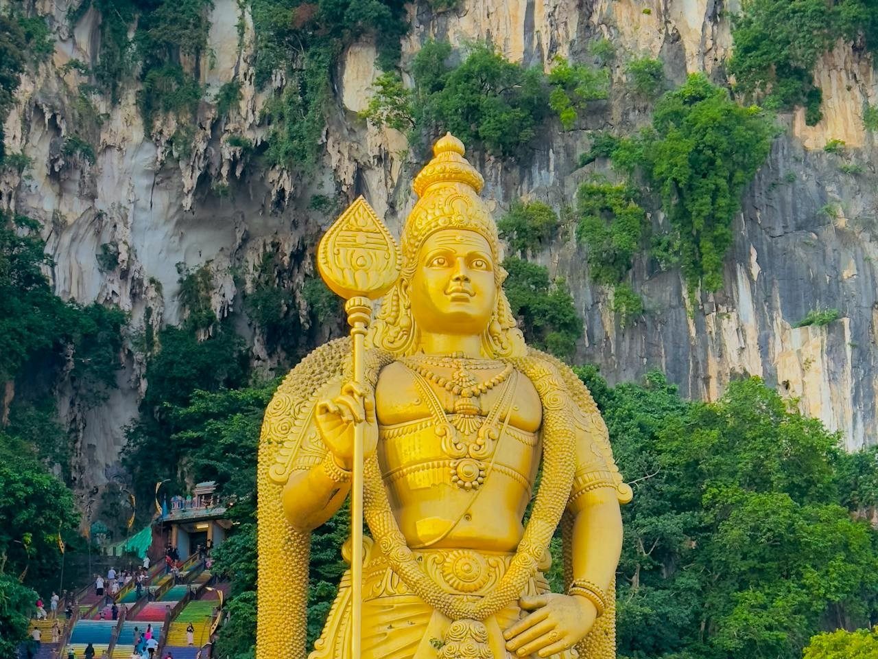 Genting Highlands and Batu Caves Day Tour – Malaysia